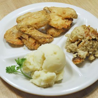 Four Chicken Wings Dinner with two sides